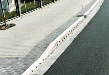 Aco-kerbdrain Street-1